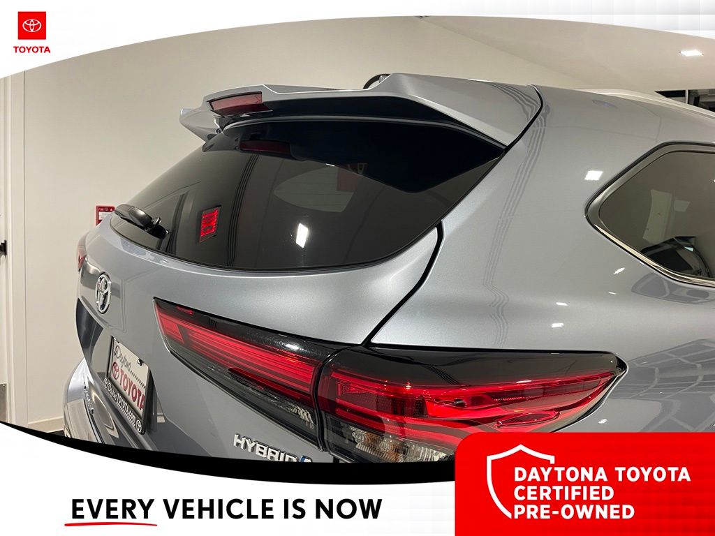 Used 2023 Toyota Highlander Hybrid SUV