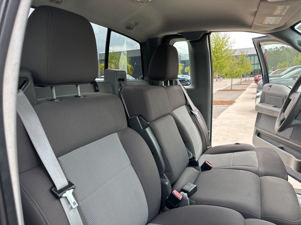2006 Blue Ford F-150 XLT 4X4 Truck