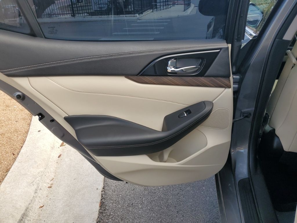 Used Car 2017 Nissan Maxima  Platinum For Sale Under $15,000 In Austin, Texas