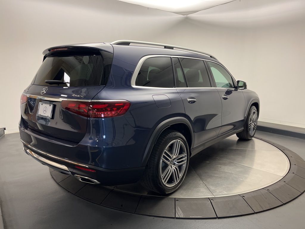 Thumbnail: 2026 Mercedes-Benz GLS - 7