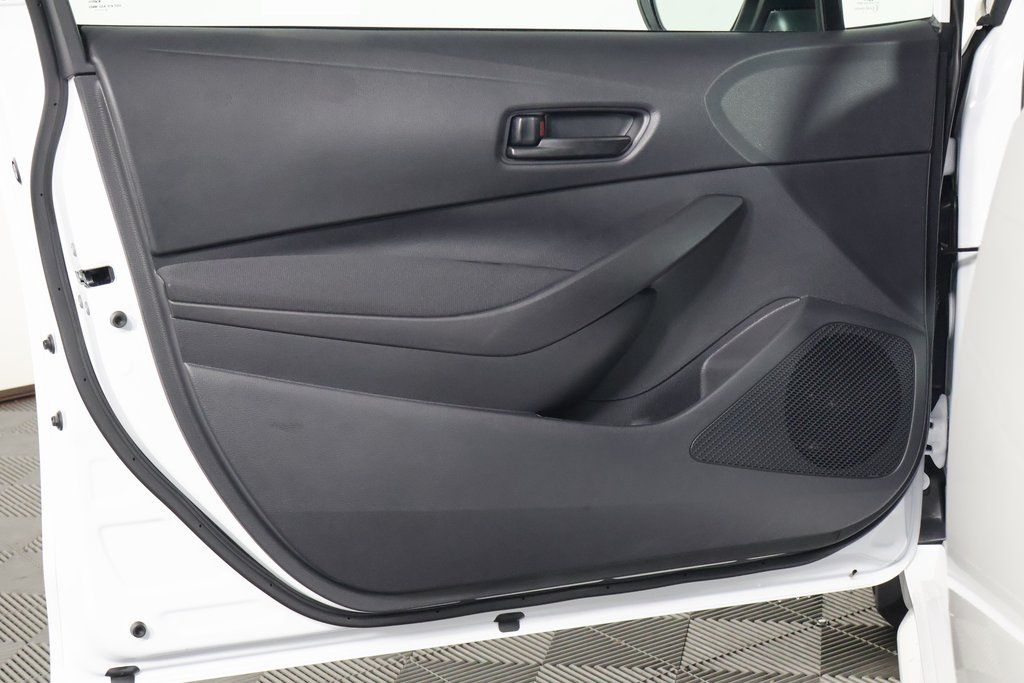 Thumbnail: 2025 Toyota Corolla - 12