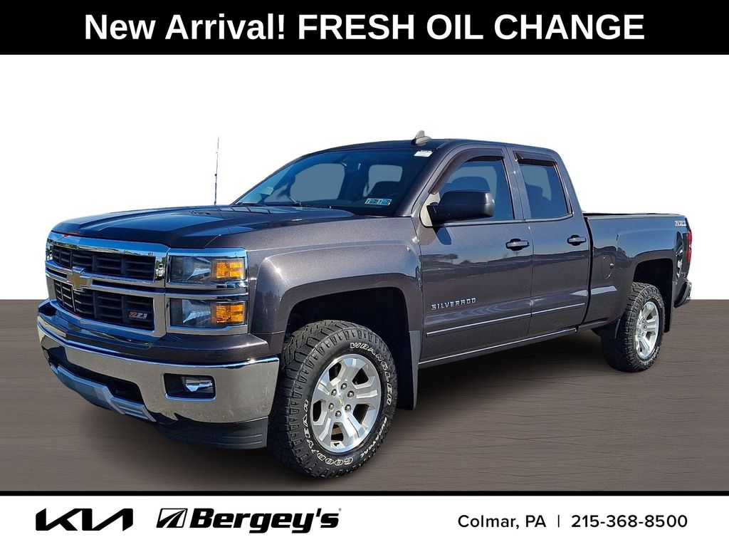 Gray (Tungsten Metallic) 2015 Chevrolet Silverado 1500 Pickup Truck Four-Wheel Drive 6-Speed Automatic Overdrive