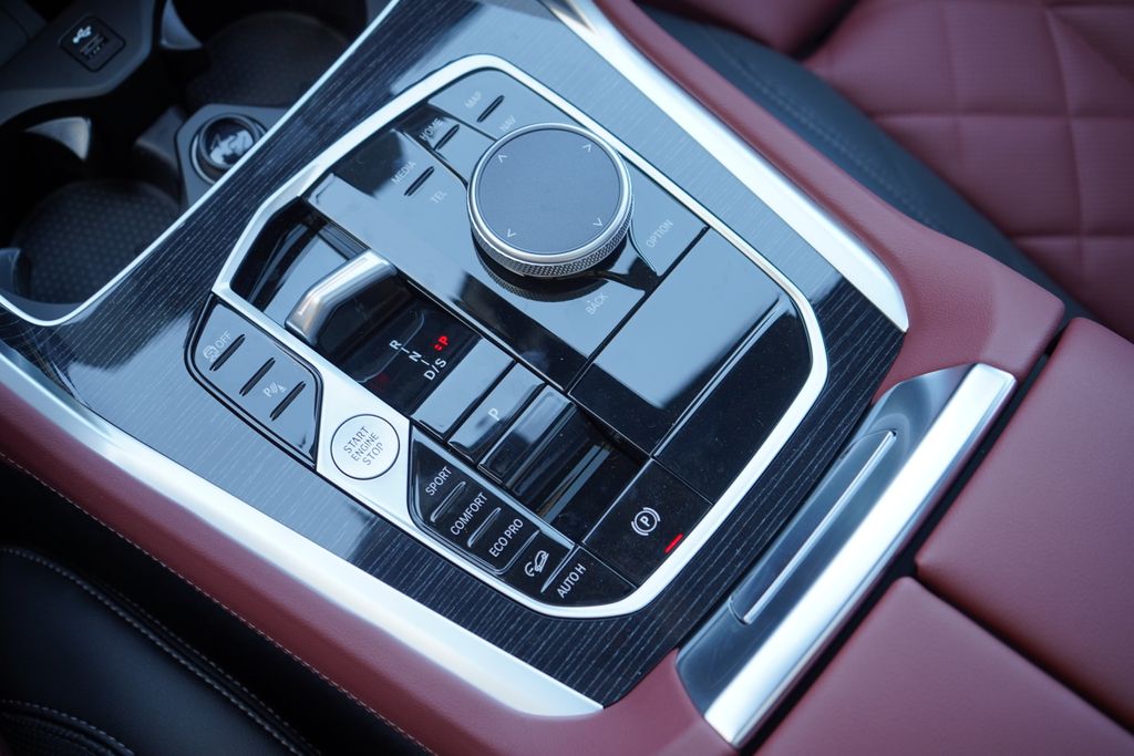 Thumbnail: 2026 BMW X6 - 18