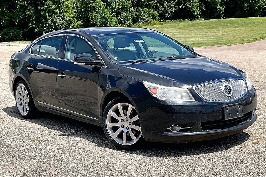 Carbon Black Metallic 2010 Buick LaCrosse Sedan Front-Wheel Drive 6-Speed Automatic Overdrive