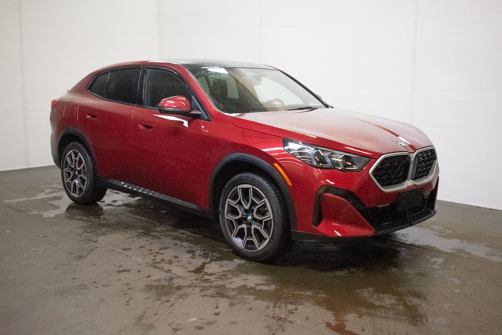 2025 BMW X2 xDrive28i