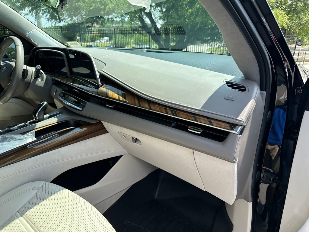 Used Car 2022 Cadillac Escalade  Sport Platinum For Sale Under $70,000 In Austin, Texas