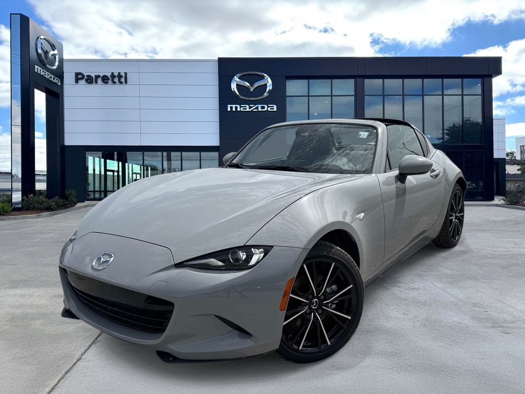 Aero Gray Metallic 2026 Mazda MX-5 Miata Convertible Rear-Wheel Drive 6-Speed Manual