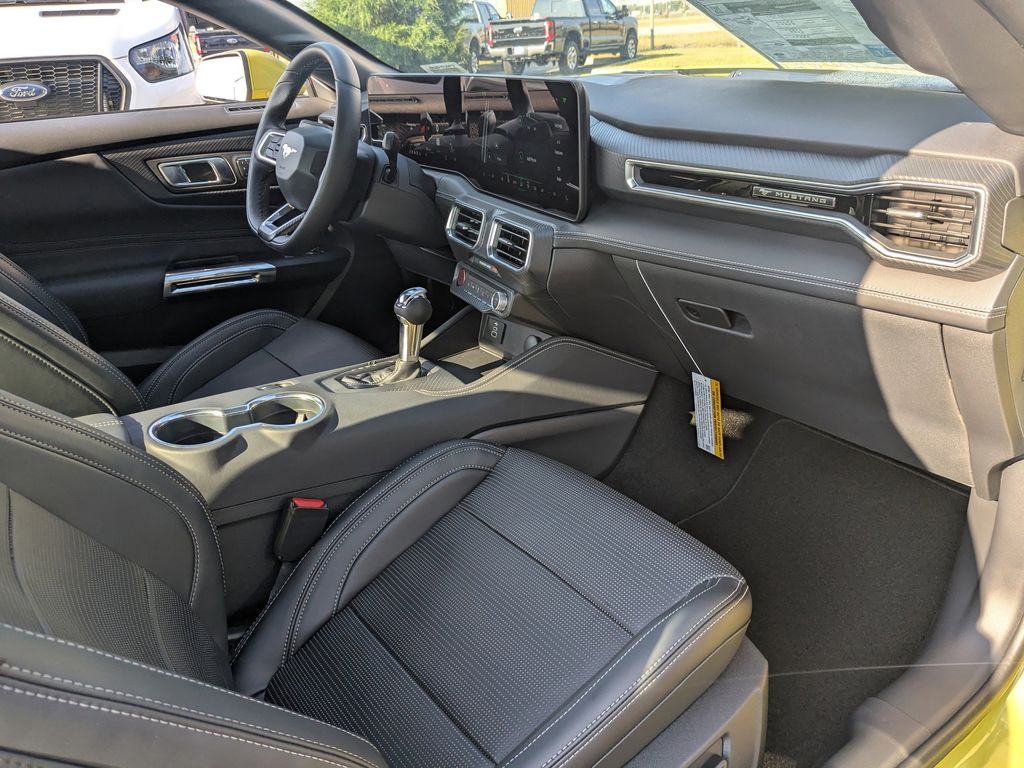 2025 Ford Mustang EcoBoost Premium Fastback