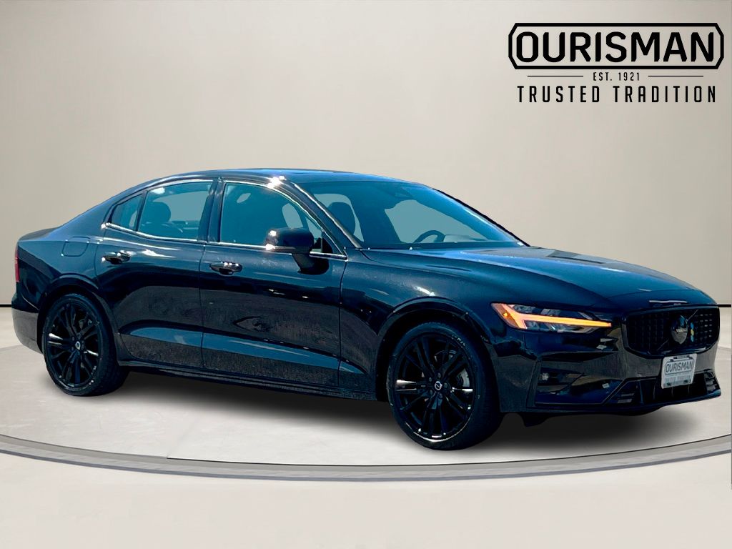 2023 Volvo S60 B5 Plus Black Edition FWD