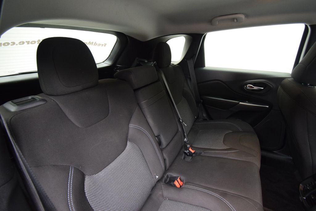 used 2019 Jeep Cherokee car, priced at $12,700