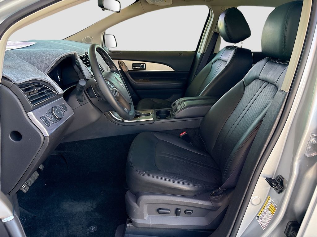 Thumbnail: 2013 Lincoln MKX - 17