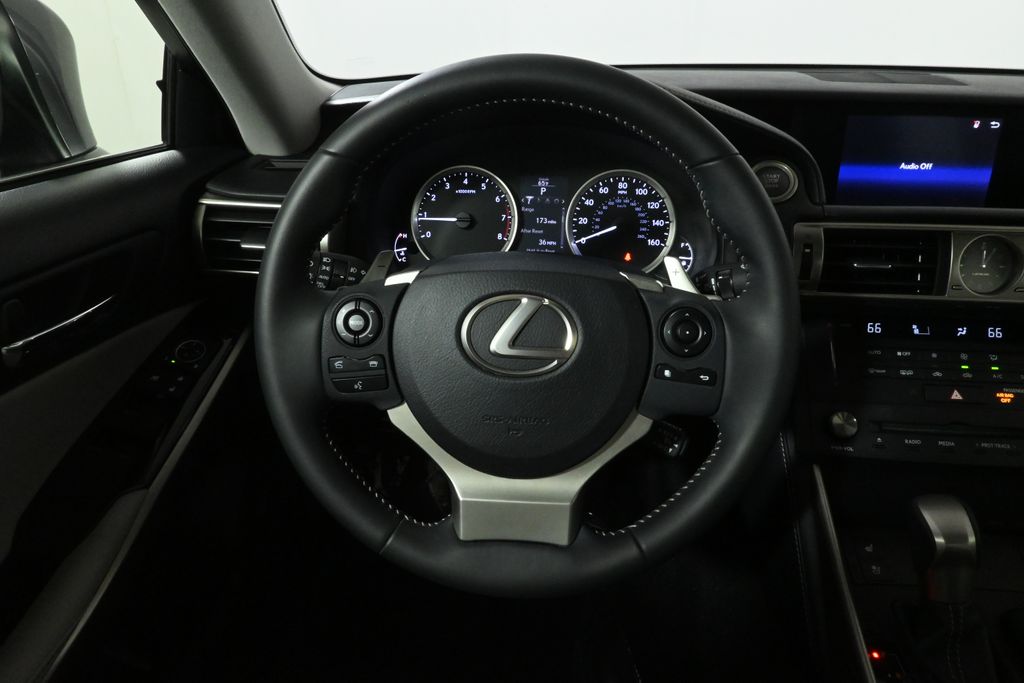 2015 Lexus IS 250 18