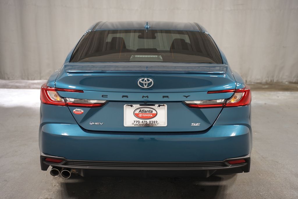2025 Toyota Camry SE 7