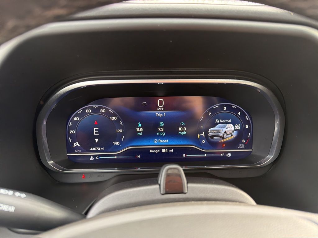 Thumbnail: 2023 Chevrolet Tahoe - 32