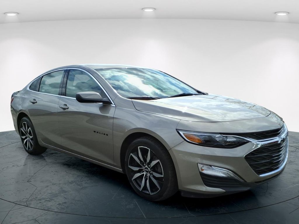 2024 Chevrolet Malibu RS FWD