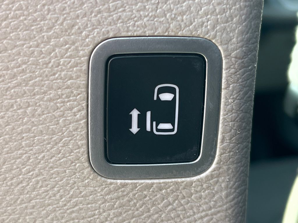 used 2017 Chrysler Pacifica car, priced at $11,500