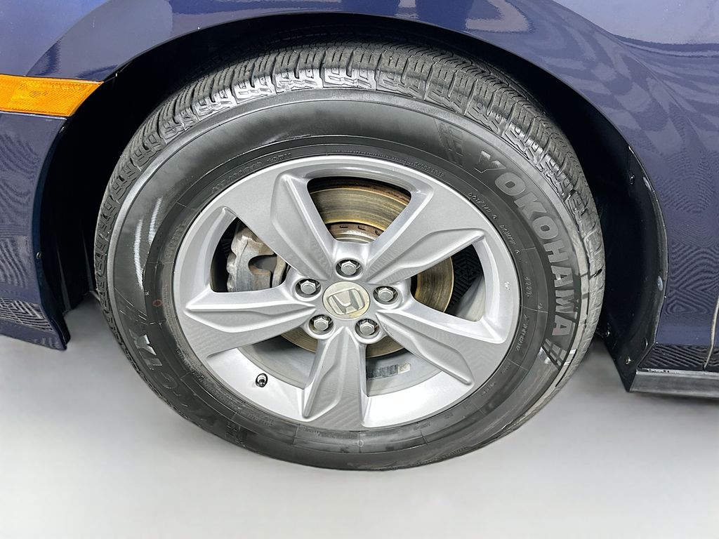 Thumbnail: 2018 Honda Odyssey - 30