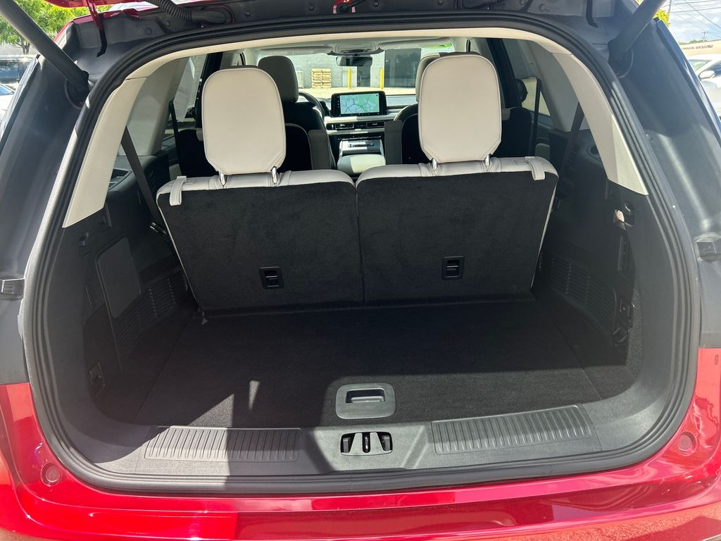 2025 Lincoln Aviator Premiere Red at Phil Fitts Ford
