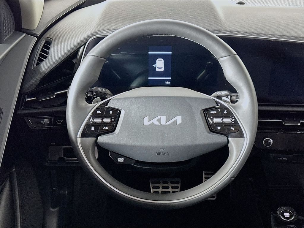 2025 Kia Niro SX Touring