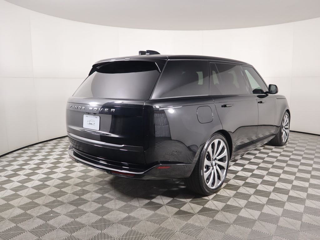 Thumbnail: 2025 Land Rover Range Rover - 5