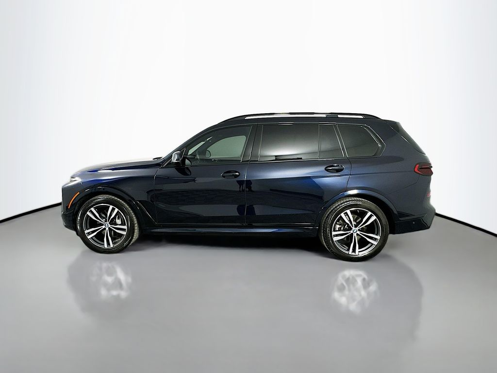 Thumbnail: 2025 BMW X7 - 8