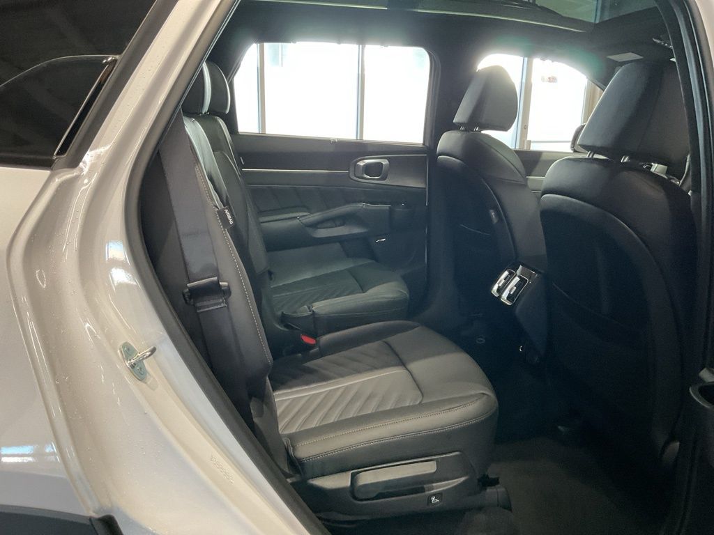 New 2026 White Kia X-Line SX Prestige image 26