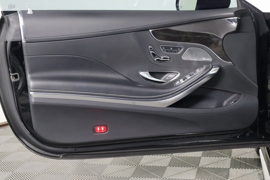 Thumbnail: 2016 Mercedes-Benz S-Class - 12