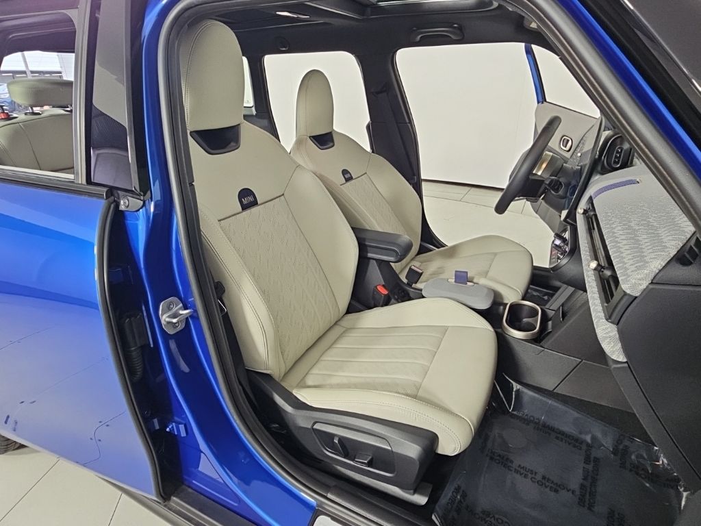 Thumbnail: 2026 MINI Cooper - 18