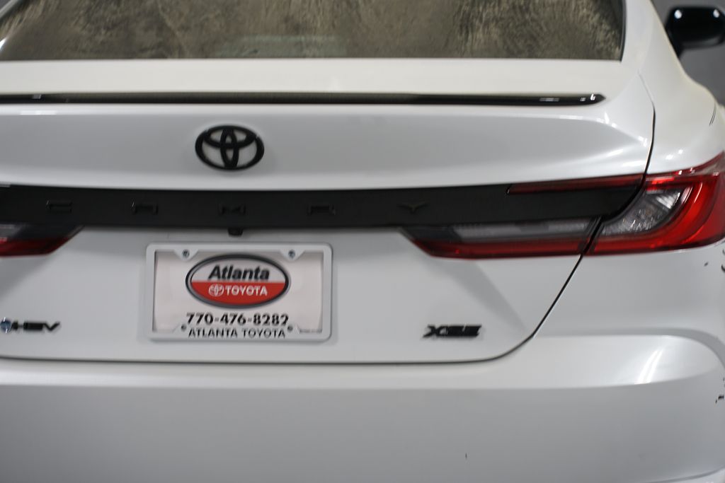 Thumbnail: 2025 Toyota Camry - 10