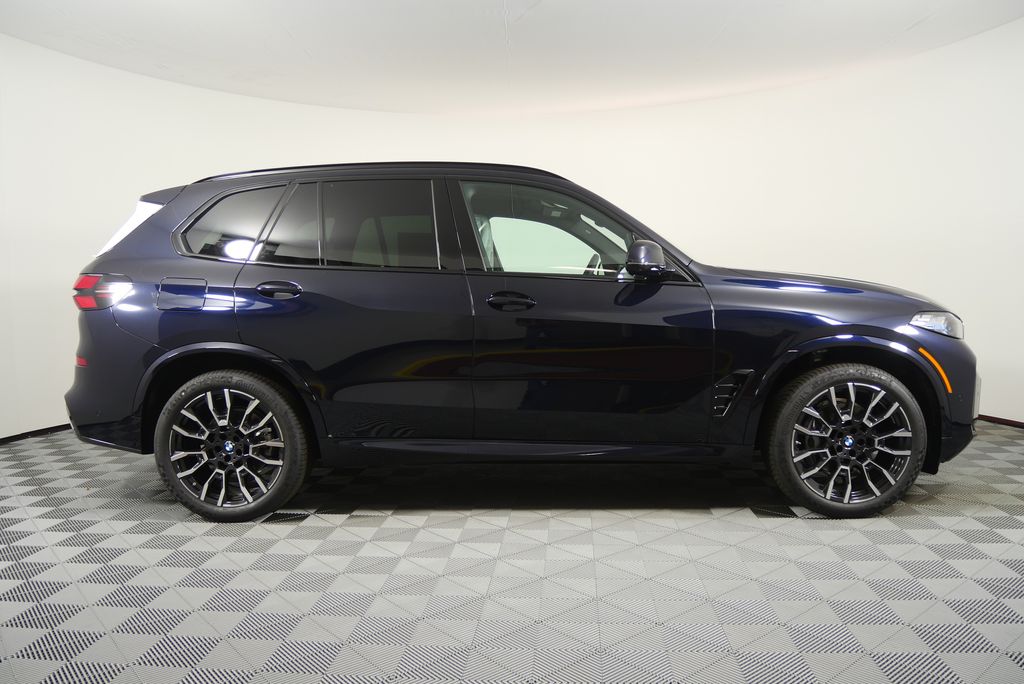 Thumbnail: 2026 BMW X5 - 2