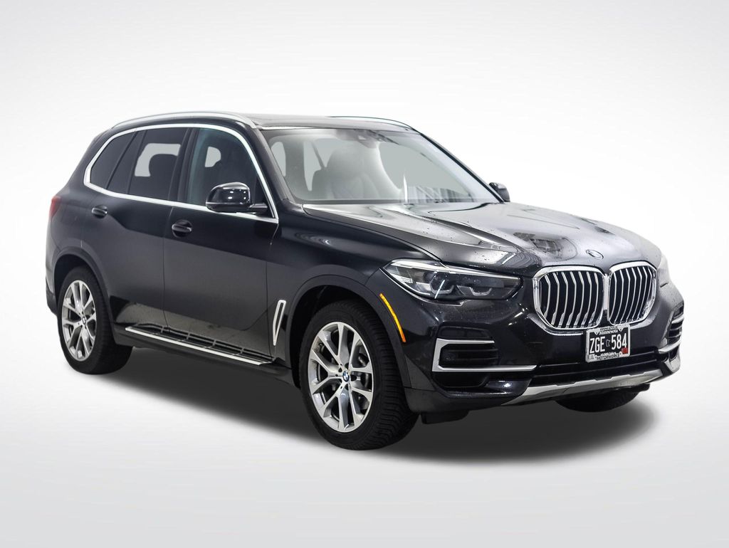 Thumbnail: 2023 BMW X5 - 7