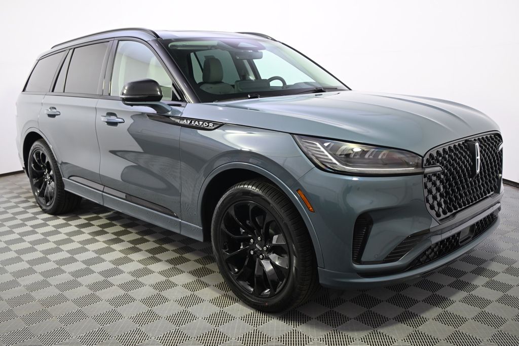 New 2026 Blue Lincoln Premiere image 8