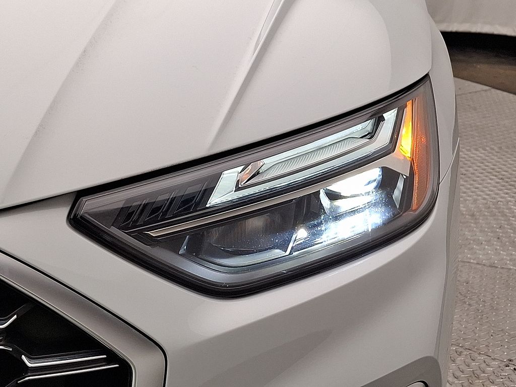 2022 Audi SQ5 Premium Plus 9