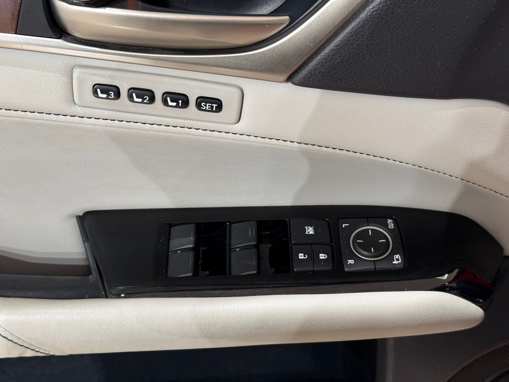 Thumbnail: 2014 Lexus GS - 15