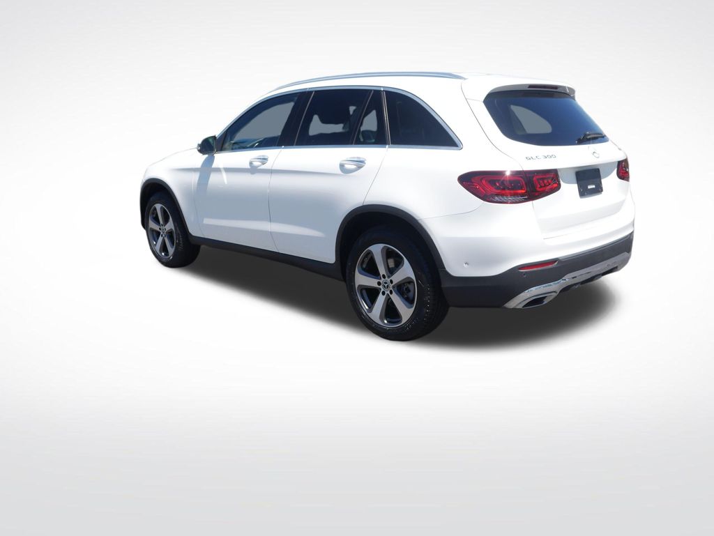 Thumbnail: 2022 Mercedes-Benz GLC - 3