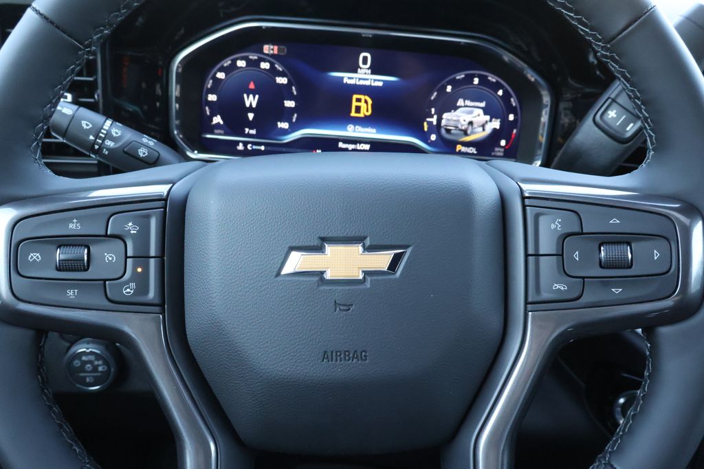 Thumbnail: 2025 Chevrolet Silverado 3500 - 25