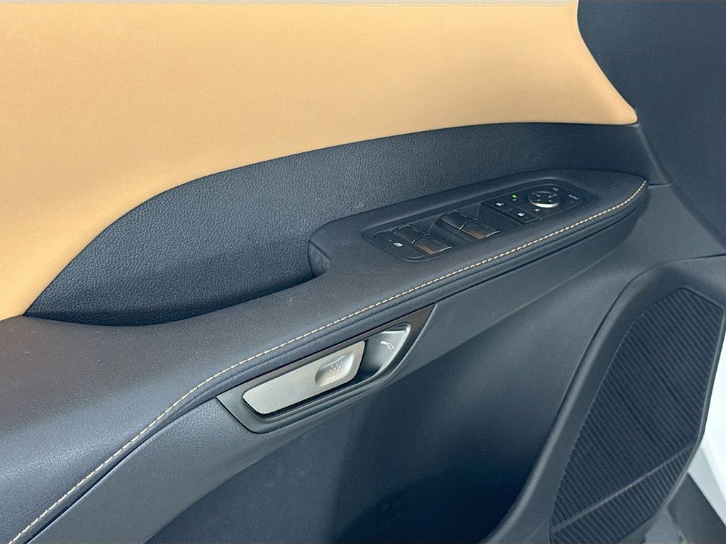 Thumbnail: 2025 Lexus RX - 18