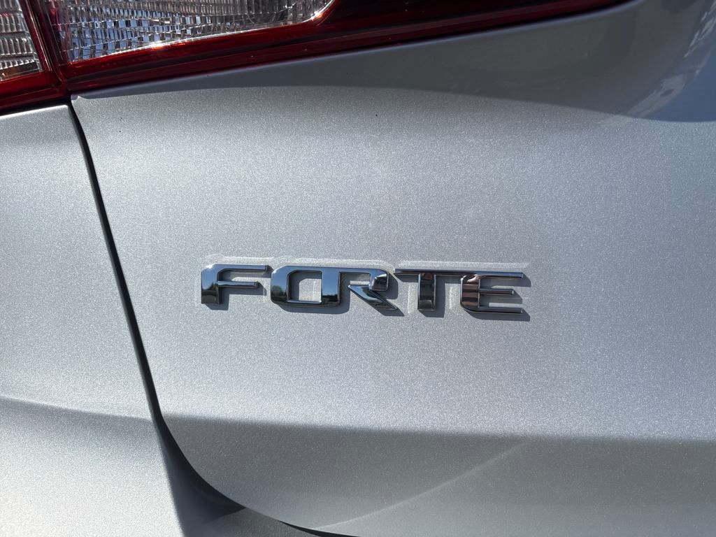 2017 Silky Silver Kia Forte LX FWD Sedan