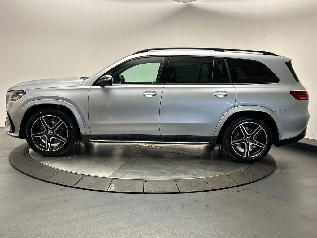 2025 Mercedes-Benz GLS 450 4MATIC 4