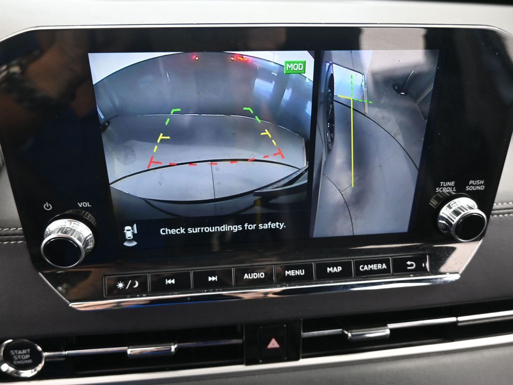 Used 2023 Cosmic Blue Metallic Mitsubishi SE Special Edition image 21