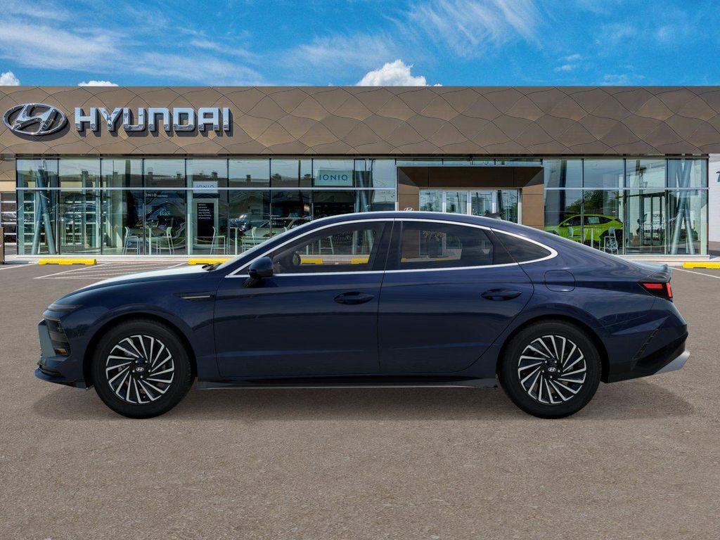 Thumbnail: 2025 Hyundai Sonata - 3