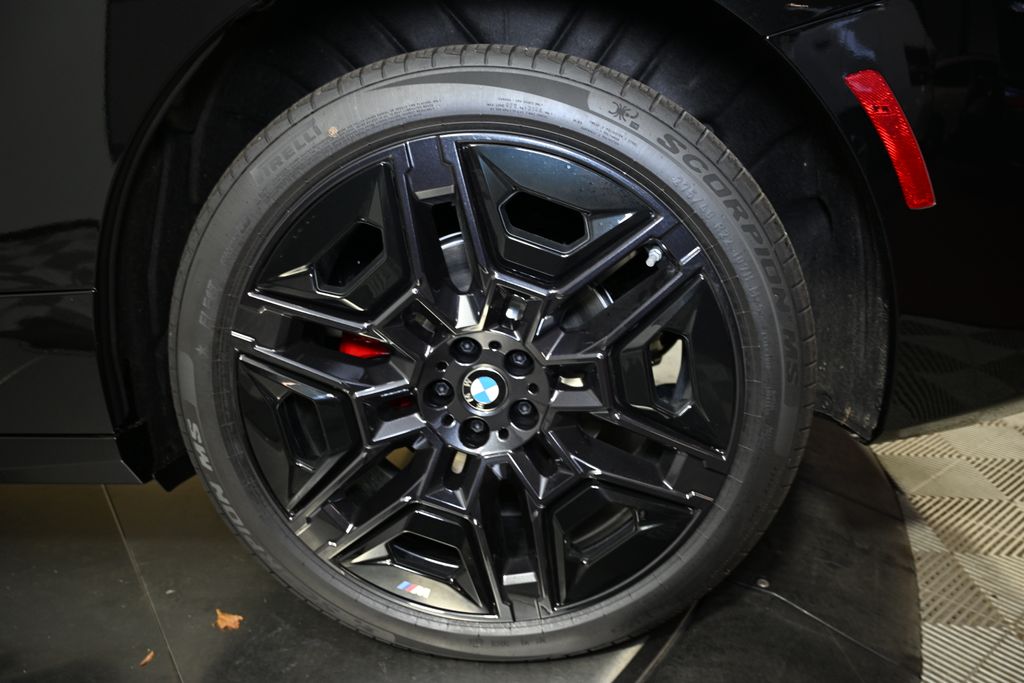 Thumbnail: 2026 BMW iX - 12