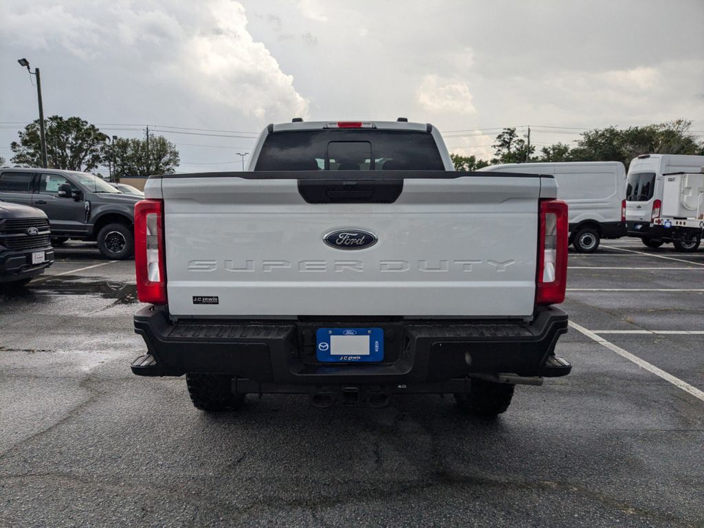 2025 Ford F-250 Super Duty XL