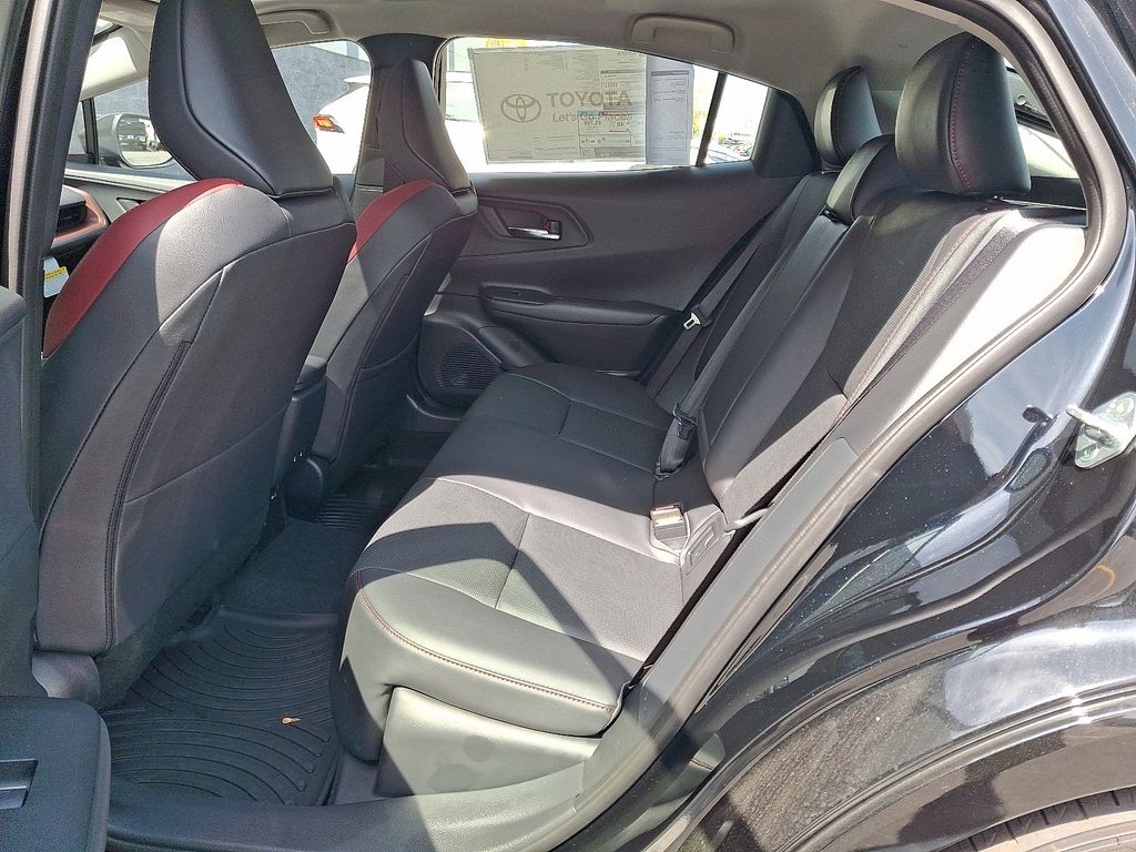 2024 Toyota Prius Prime Premium 6
