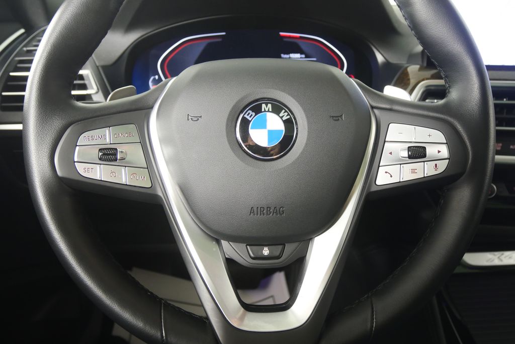 Thumbnail: 2024 BMW X4 - 18