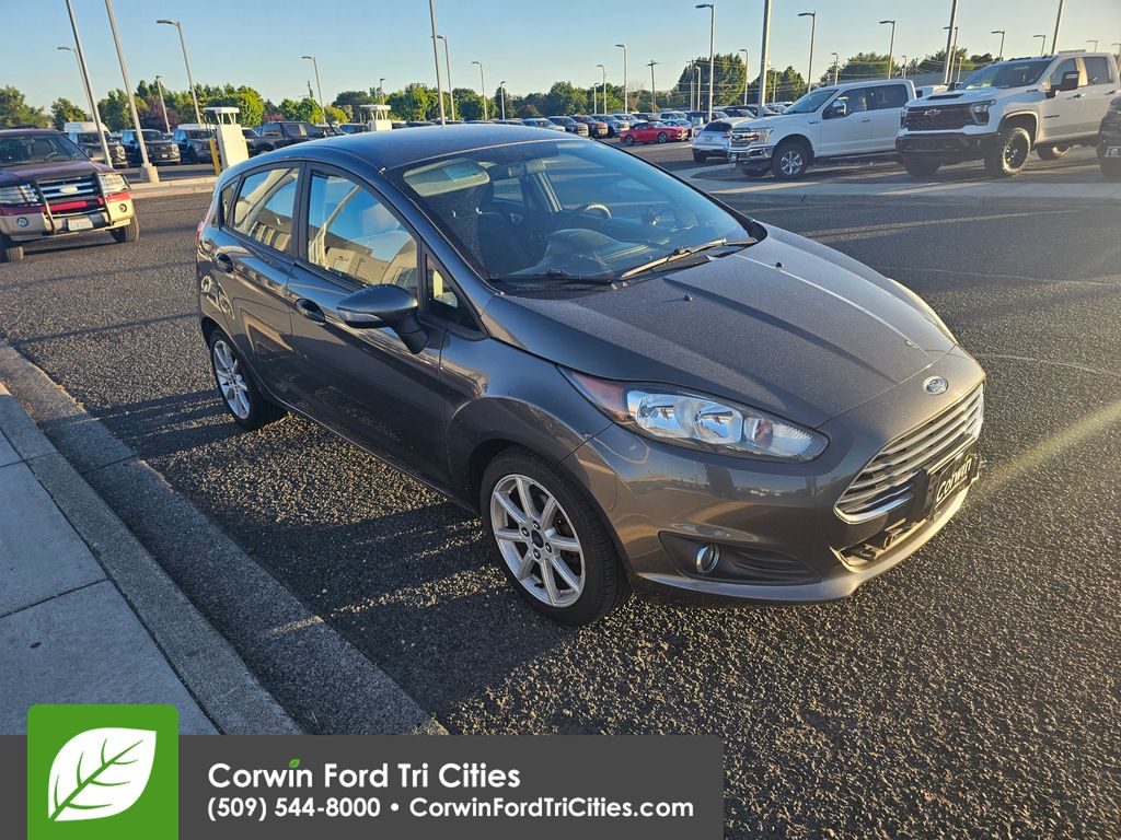 Gray (Magnetic) 2015 Ford Fiesta SE Hatchback Hatchback Front-Wheel Drive 6-Speed Automatic