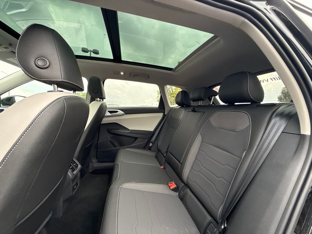 2025 Volkswagen Taos 1.5T SE Black at Sutliff Volkswagen