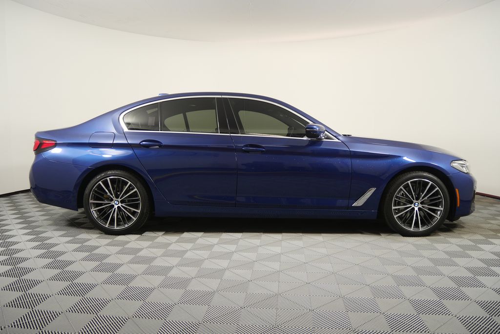 Thumbnail: 2023 BMW 5 Series - 2