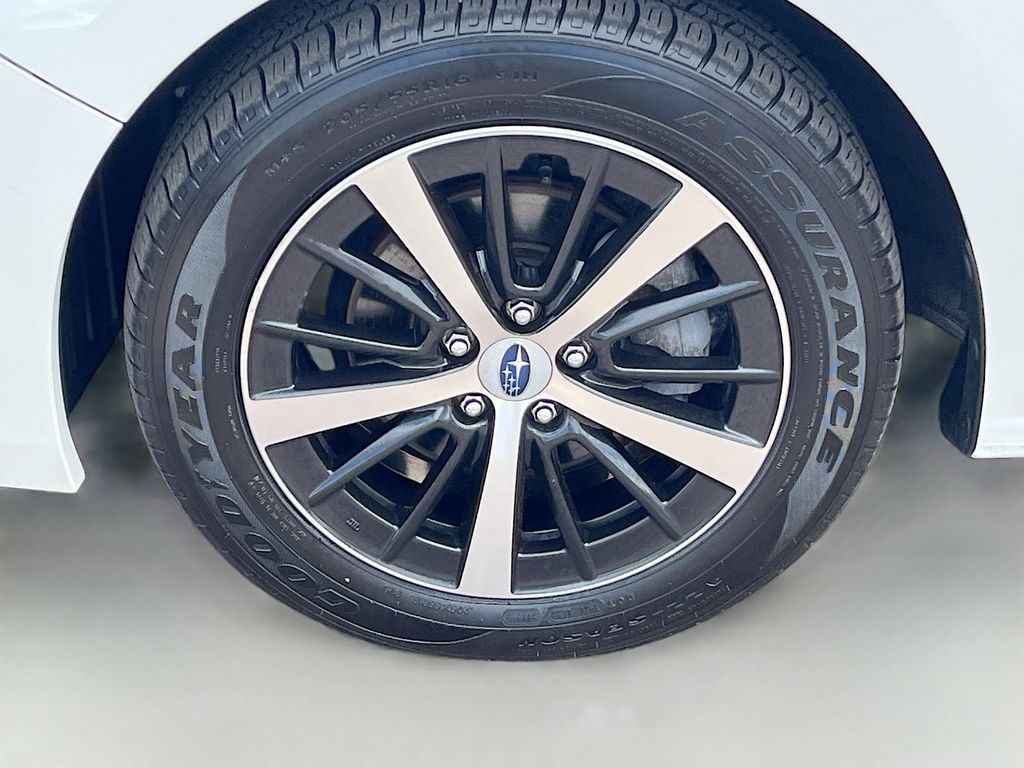 Used 2022 White Subaru Premium image 29