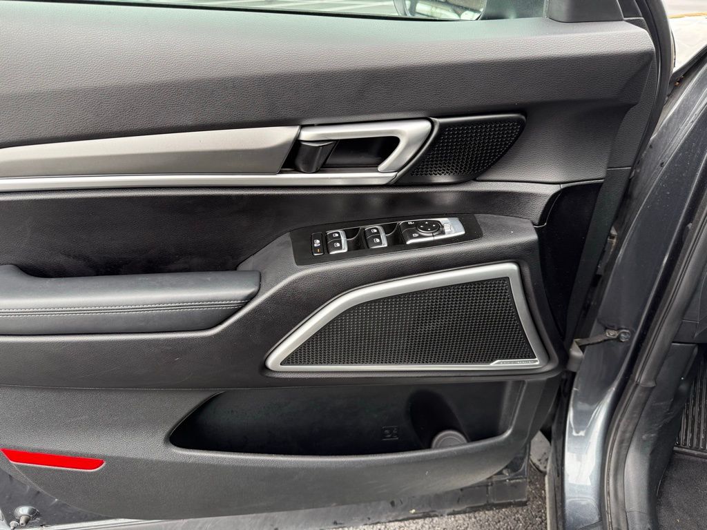 Thumbnail: 2021 Kia Telluride - 11